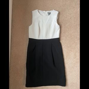 Ann Taylor petite white/black dress